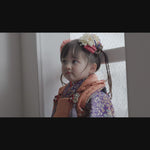 七五三　３歳女の子　被布着物レンタル　オレンジ色の被布に紫色の着物
